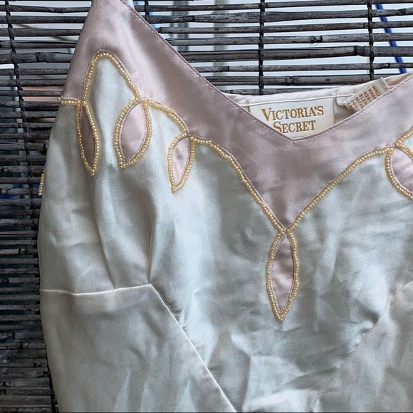 Vintage Victoria’s Secret Gold Label Lingerie - Picture 8 of 9